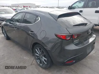 2019 Mazda 3 with VIN JM1BPAJMXK1121384, listed as a IAAI auction lot 41365150 with 38,899 mi miles and . Bid and sale history available at DreamBid. Image 3.