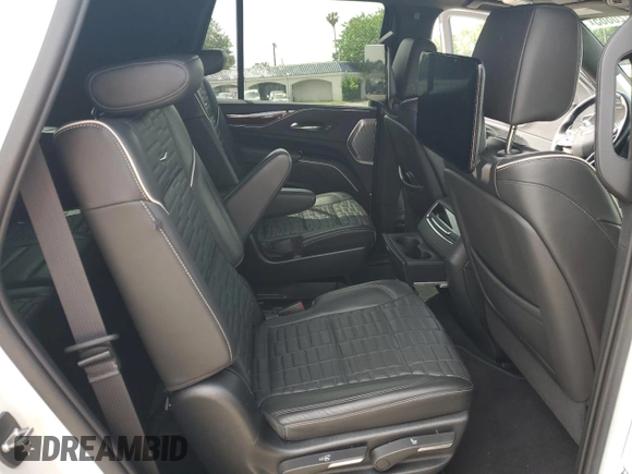 2021 Cadillac Escalade Sport Platinum z VIN 1GYS4GKL8MR314830, wystawiony jako Copart lot #56720865 z przebiegiem 68 483 mil mil oraz Szkoda całkowita • Salvage title. Historia ofert i sprzedaży dostępna na DreamBid. Obrazek 11.