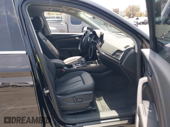2023 Audi Q5 Premium with VIN WA1ABAFY2P2132364, listed as a IAAI auction lot 42272904 with 20,326 mi miles and . Bid and sale history available at DreamBid. Image 5.