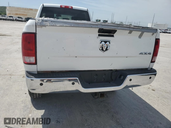 2018 Ram 2500 Tradesman with VIN 3C6UR5HL4JG347483, listed as a Copart auction lot 56982925 with 219,236 mi miles and Clean title. Bid and sale history available at DreamBid. Image 6.