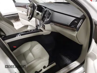2016 Volvo XC90 T6 Momentum with VIN YV4A22PK6G1088555, listed as a IAAI auction lot 41526090 with 99,877 mi miles. Bid and sale history available at carsss.com. Image 5.