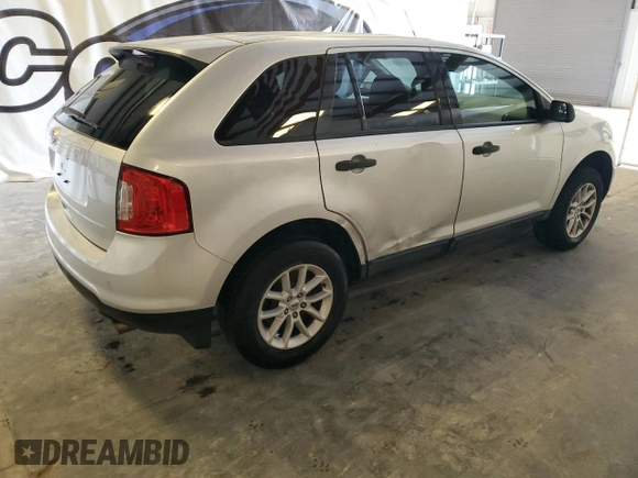 2014 Ford Edge SE with VIN 2FMDK3GC7EBA58640, listed as a Copart auction lot 58792615 with 189,389 mi miles and Clean title. Bid and sale history available at DreamBid. Image 3.