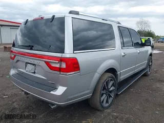 2016 Lincoln Navigator L Reserve with VIN 5LMJJ3LTXGEL06525, listed as a IAAI auction lot 41955537 with NaN miles. Bid and sale history available at carsss.com. Image 4.