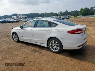 2018 Ford Fusion SE z VIN 3FA6P0LU7JR141756, wystawiony jako Copart lot #57490345 z przebiegiem Nie podano mil oraz Szkoda całkowita • Salvage title. Historia ofert i sprzedaży dostępna na DreamBid. Obrazek 2.