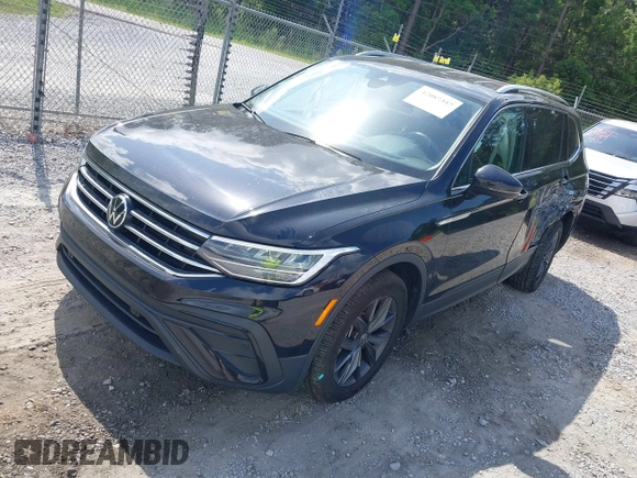 2024 Volkswagen Tiguan SE with VIN 3VV3B7AX7RM029891, listed as a IAAI auction lot 42087357 with 43,636 mi miles and . Bid and sale history available at DreamBid. Image 17.
