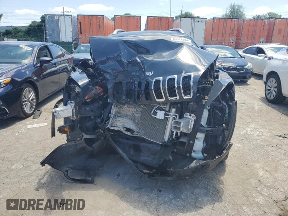 2018 Jeep Cherokee Limited z VIN 1C4PJMDB9JD599473, wystawiony jako Copart lot #63314894 z przebiegiem Nie podano mil oraz Szkoda całkowita • Salvage title. Historia ofert i sprzedaży dostępna na DreamBid. Obrazek 5.