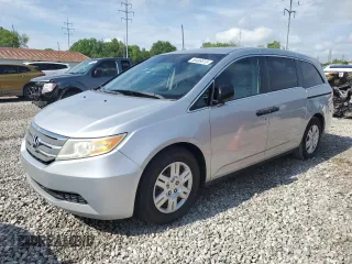 2011 Honda Odyssey LX z VIN 5FNRL5H2XBB103786, wystawiony jako Copart lot #56486615 z przebiegiem 102 559 mil mil oraz Czysty tytuł • Clean title. Historia ofert i sprzedaży dostępna na DreamBid. Obrazek 1.
