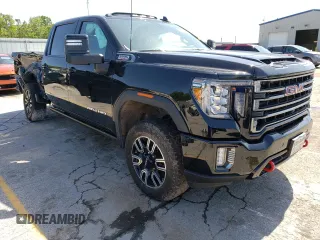 2023 GMC Sierra 3500HD AT4 z VIN 1GT49VEY7PF240124, wystawiony jako Copart lot #53518674 z przebiegiem 48 264 mil mil oraz Szkody całkowita. Historia ofert i sprzedaży dostępna na DreamBid. Obrazek 4.