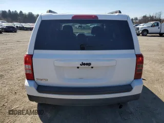 2014 Jeep Patriot Latitude with VIN 1C4NJPFA9ED758298, listed as a Copart auction lot 47253425 with 139,322 mi miles and Salvage title. Bid and sale history available at DreamBid. Image 6.