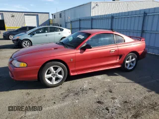 1998 Ford Mustang z VIN 1FAFP4044WF142556, wystawiony jako Copart lot #51642505 z przebiegiem 146 962 mil mil oraz Szkoda całkowita • Salvage title. Historia ofert i sprzedaży dostępna na DreamBid. Obrazek 1.