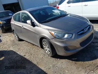 2014 Hyundai Accent GS with VIN KMHCT5AE1EU162386, listed as a IAAI auction lot 41520439 with 199,990 mi miles. Bid and sale history available at carsss.com. Image 1.