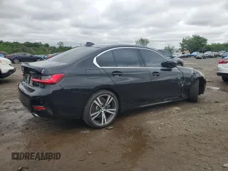 2020 BMW 3 Series 330i xDrive with VIN 3MW5R7J0XL8B31477, listed as a Copart auction lot 56384515 with 40,539 mi miles and Salvage title. Bid and sale history available at DreamBid. Image 3.