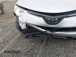 2017 Toyota RAV4 LE with VIN 2T3ZFREV8HW318096, listed as a IAAI auction lot 41928696 with 133,221 mi miles and . Bid and sale history available at carsss.com. Image 6.