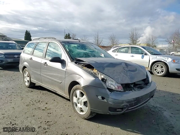 2006 Ford Focus SE with VIN 1FAFP36N66W237498, listed as a Copart auction lot 44024585 with 453,462 mi miles and Salvage Title. Bid and sale history available at carsss.com. Image 12.
