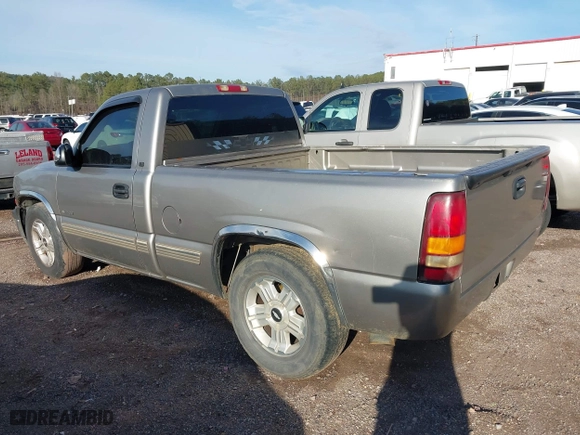 2000 Chevrolet Silverado 1500 with VIN 1GCEC14V7YZ182716, listed as a IAAI auction lot 41593759 with 361,512 mi miles. Bid and sale history available at carsss.com. Image 3.