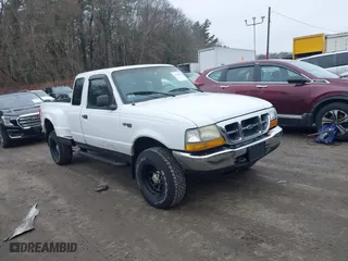 1999 Ford Ranger XLT with VIN 1FTZR15X8XTA07635, listed as a IAAI auction lot 41729144 with 168,234 mi miles. Bid and sale history available at carsss.com. Image 1.