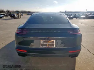 2017 Porsche Panamera with VIN WP0AA2A74HL103201, listed as a Copart auction lot 46901065 with 83,594 mi miles and Clean Title. Bid and sale history available at carsss.com. Image 6.