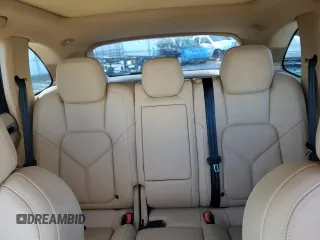 2014 Porsche Cayenne z VIN WP1AA2A22ELA96960, wystawiony jako Copart lot #48517675 z przebiegiem Nie podano mil oraz Szkody całkowita. Historia ofert i sprzedaży dostępna na DreamBid. Obrazek 10.