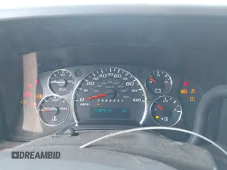 2008 Chevrolet Express Passenger z VIN 1GAHG35K981127449, wystawiony jako IAAI lot #42062262 z przebiegiem 243 575 mil mil oraz . Historia ofert i sprzedaży dostępna na DreamBid. Obrazek 7.