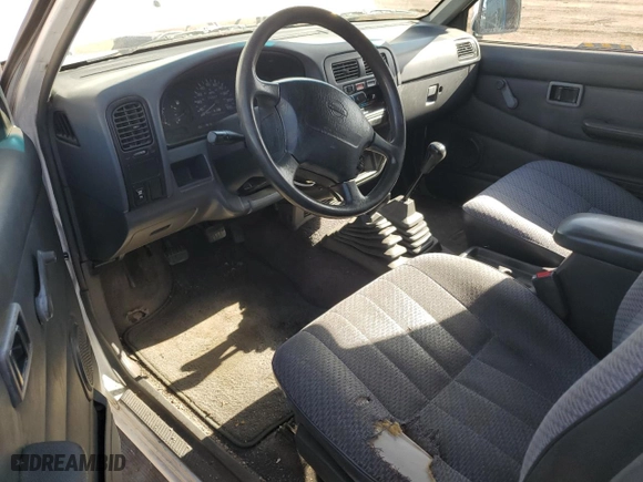 1997 Nissan Trucks 4WD XE with VIN 1N6SD16Y2VC300027, listed as a Copart auction lot 52236665 with 175,501 mi miles and Clean Title. Bid and sale history available at carsss.com. Image 8.