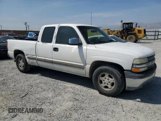 2002 Chevrolet Silverado 1500 LT with VIN 2GCEC19T521364308, listed as a Copart auction lot 54184255 with 186,478 mi miles and Salvage Title. Bid and sale history available at carsss.com. Image 4.