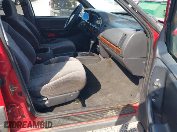 1998 Jeep Grand Cherokee Laredo with VIN 1J4FX58S9WC137514, listed as a IAAI auction lot 42305247 with 228,669 mi miles and . Bid and sale history available at DreamBid. Image 5.