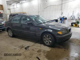 2005 BMW 3 Series 325xi with VIN WBAEU33455PR19451, listed as a Copart auction lot 85148034 with 194,017 mi miles and Salvage Title. Bid and sale history available at carsss.com. Image 4.