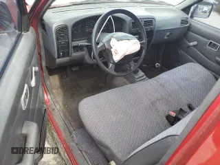 1997 Nissan Frontier XE z VIN 1N6SD11S2VC396213, wystawiony jako Copart lot #58315025 z przebiegiem 144 622 mil mil oraz Szkoda całkowita • Salvage title. Historia ofert i sprzedaży dostępna na DreamBid. Obrazek 8.