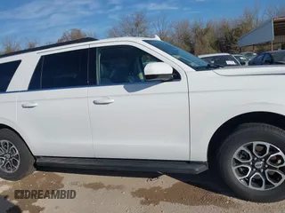 2024 Ford Expedition Max XLT z VIN 1FMJK1H8XREA38197, wystawiony jako IAAI lot #41786020 z przebiegiem 35 387 mil mil oraz . Historia ofert i sprzedaży dostępna na DreamBid. Obrazek 13.