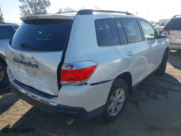 2013 Toyota Highlander with VIN 5TDZK3EH4DS110912, listed as a IAAI auction lot 41369190 with 183,753 mi miles. Bid and sale history available at carsss.com. Image 4.