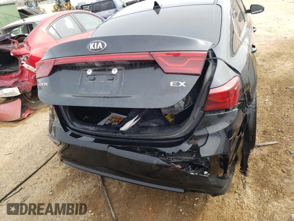 2021 Kia Forte EX with VIN 3KPF54AD6ME281108, listed as a Copart auction lot 38240772 with 34,719 mi miles and Salvage Title. Bid and sale history available at DreamBid. Image 9.