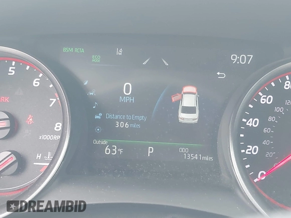 2022 Toyota Camry XSE z VIN 4T1K61AK2NU702362, wystawiony jako IAAI lot #41963393 z przebiegiem 13 541 mil mil oraz . Historia ofert i sprzedaży dostępna na DreamBid. Obrazek 7.