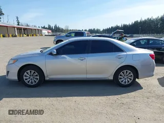 2013 Toyota Camry L with VIN 4T4BF1FK4DR335154, listed as a IAAI auction lot 41969320 with 275,733 mi miles. Bid and sale history available at carsss.com. Image 14.