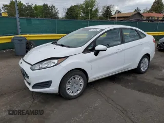 2016 Ford Fiesta S z VIN 3FADP4AJ2GM104904, wystawiony jako Copart lot #57353255 z przebiegiem 79 897 mil mil oraz Szkoda całkowita • Salvage title. Historia ofert i sprzedaży dostępna na DreamBid. Obrazek 1.