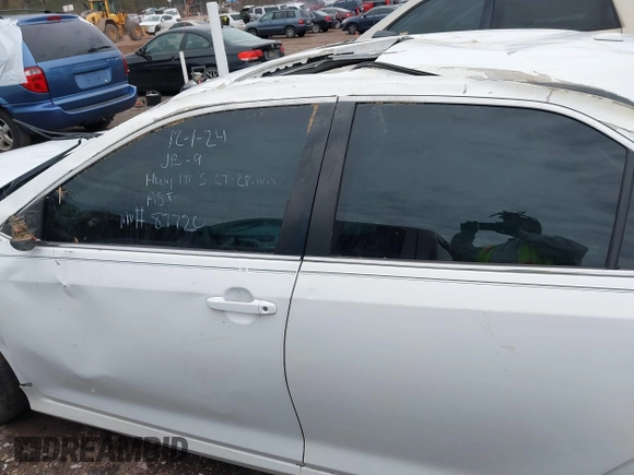2012 Toyota Camry L with VIN 4T1BF1FK6CU521416, listed as a IAAI auction lot 41081743 with 203,016 mi miles and . Bid and sale history available at carsss.com. Image 14.