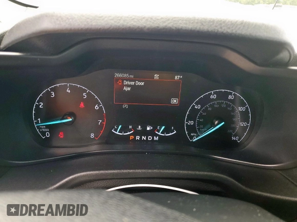 2022 Ford Transit Connect XLT with VIN NM0LS7T2XN1506544, listed as a Copart auction lot 63017975 with 266,085 mi miles and Clean title. Bid and sale history available at DreamBid. Image 9.