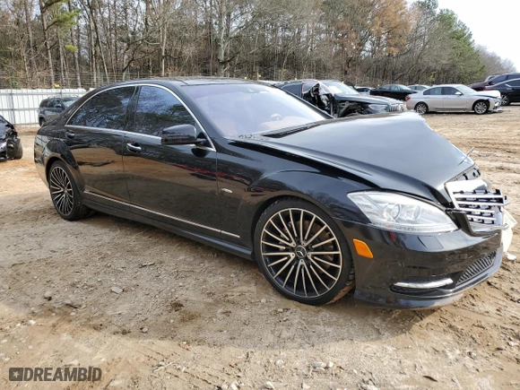 2012 Mercedes-Benz S-Class S 550 with VIN WDDNG7DB6CA425734, listed as a Copart auction lot 44753235 with 95,788 mi miles and Non Repairable. Bid and sale history available at carsss.com. Image 4.