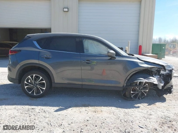 2022 Mazda CX-5 2.5 S Premium Package with VIN JM3KFBDMXN1626499, listed as a IAAI auction lot 41700800 with NaN miles. Bid and sale history available at carsss.com. Image 13.