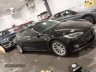 2018 Tesla Model S 75D with VIN 5YJSA1E2XJF248751, listed as a IAAI auction lot 42079081 with 75,904 mi miles and . Bid and sale history available at DreamBid. Image 13.