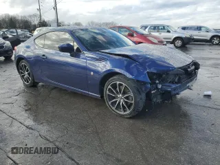 2020 Toyota 86 with VIN JF1ZNAA18L8751137, listed as a Copart auction lot 86560304 with 33,770 mi miles and Salvage Title. Bid and sale history available at carsss.com. Image 4.