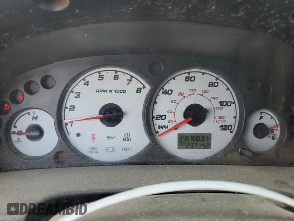 2001 Ford Escape XLT z VIN 1FMYU04111KB13287, wystawiony jako Copart lot #62183415 z przebiegiem 237 142 mil mil oraz Szkoda całkowita • Salvage title. Historia ofert i sprzedaży dostępna na DreamBid. Obrazek 9.