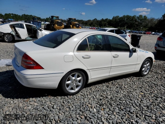 2003 Mercedes-Benz C 320 with VIN WDBRF64JX3F398183, listed as a Copart auction lot 73837514 with 129,526 mi miles and Salvage Title. Bid and sale history available at DreamBid. Image 3.
