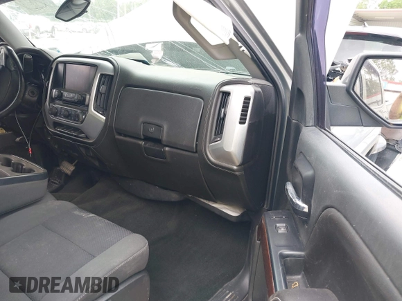 2017 GMC Sierra 1500 SLE z VIN 3GTP1MEC0HG230277, wystawiony jako IAAI lot #41997297 z przebiegiem Nie podano mil oraz . Historia ofert i sprzedaży dostępna na DreamBid. Obrazek 5.