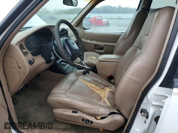 1998 Ford Explorer XL с VIN 1FMZU34E6WZA79032, выставлен на аукционе Copart как лот 48829705 с пробегом 159 296 миль миль и Чистый • Clean title. История ставок и продаж доступна на DreamBid. Изображение 7.