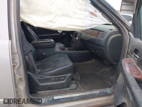 2008 Chevrolet Tahoe LTZ с VIN 1GNFK13028J228178, выставлен на аукционе IAAI как лот 42333269 с пробегом 196 714 миль миль и . История ставок и продаж доступна на DreamBid. Изображение 5.