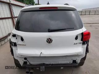 2015 Volkswagen Tiguan R-Line with VIN WVGAV7AX5FW585248, listed as a IAAI auction lot 41909618 with 137,448 mi miles and . Bid and sale history available at DreamBid. Image 6.