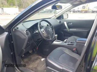 2012 Nissan Rogue S z VIN JN8AS5MV4CW384789, wystawiony jako IAAI lot #42178013 z przebiegiem 147 163 mil mil oraz . Historia ofert i sprzedaży dostępna na DreamBid. Obrazek 5.