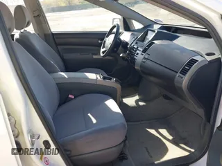 2004 Toyota Prius with VIN JTDKB20U140091593, listed as a IAAI auction lot 41822308 with 132,360 mi miles. Bid and sale history available at carsss.com. Image 5.