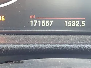 2015 BMW 3 Series 328i с VIN WBA3A5G5XFNS85209, выставлен на аукционе IAAI как лот 42428368 с пробегом 171 557 миль миль и . История ставок и продаж доступна на DreamBid. Изображение 15.