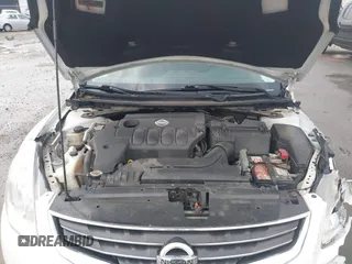 2012 Nissan Altima S z VIN 1N4AL2AP7CN402162, wystawiony jako IAAI lot #42441621 z przebiegiem 121 760 mil mil oraz . Historia ofert i sprzedaży dostępna na DreamBid. Obrazek 10.
